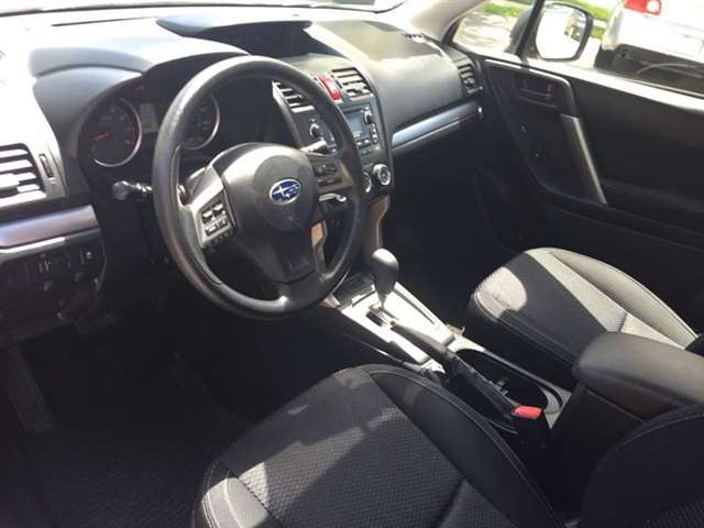 Subaru Forester 2014 photo 9